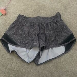 lululemon hotty hot shorts size 4
